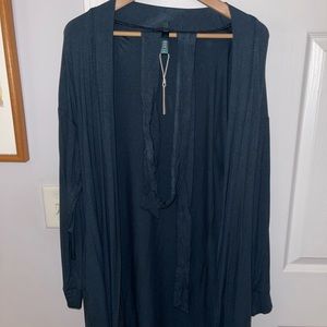 Skims Robe new with tags